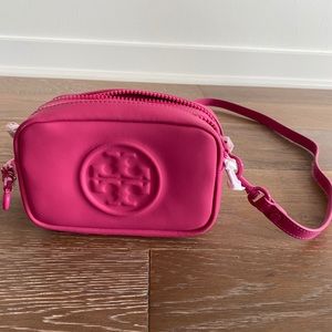 Tory Burch (Perry Bombe Matte Mini Bag)